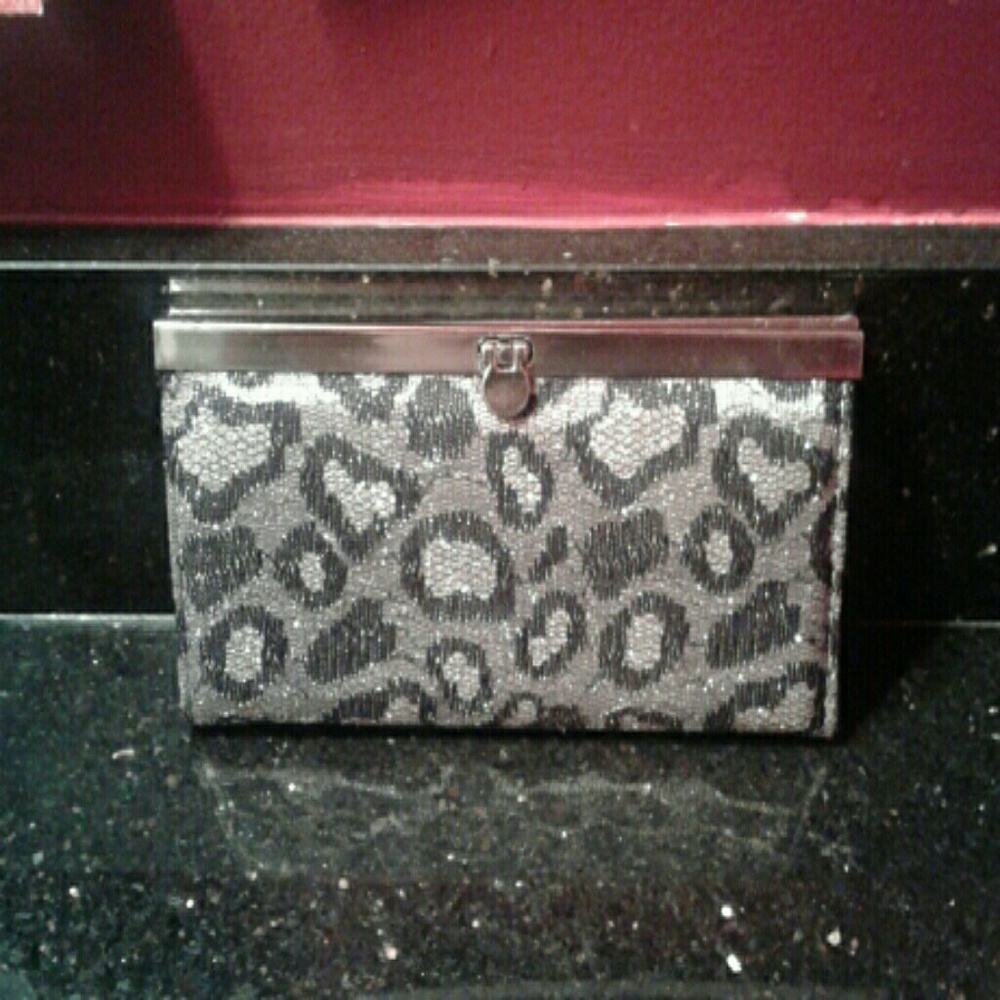 Clutch purse